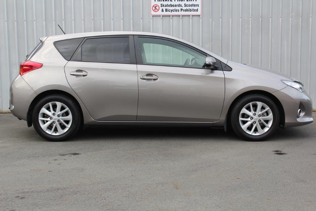 Toyota Corolla GLX HATCH 2013 for sale in Auckland