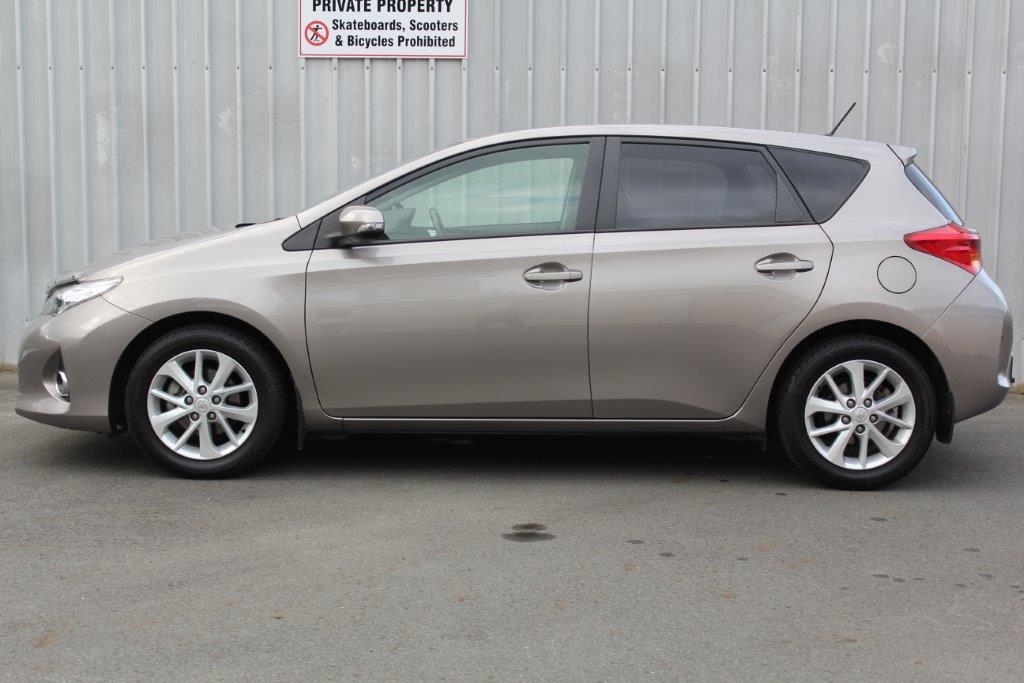 Toyota Corolla GLX HATCH 2013 for sale in Auckland