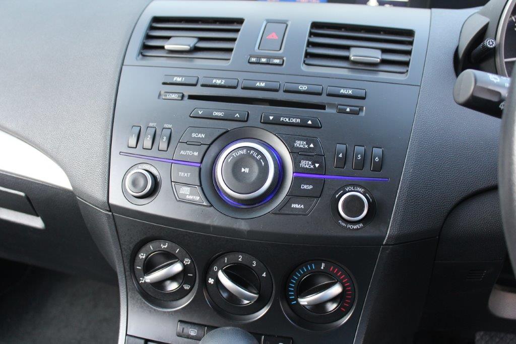 Mazda 3 GLX HATCH 2013 for sale in Auckland