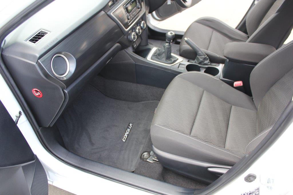 Toyota Corolla GX HATCH 2013 for sale in Auckland