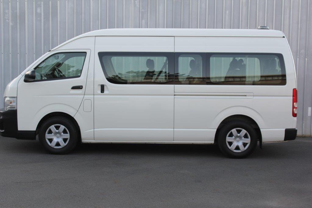 Toyota HIACE ZX MINIBUS 2013 for sale in Auckland