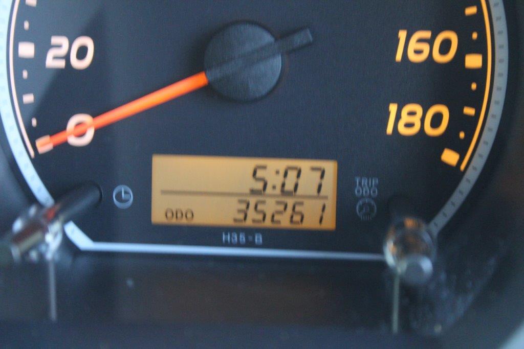 Toyota HIACE ZX MINIBUS 2013 for sale in Auckland