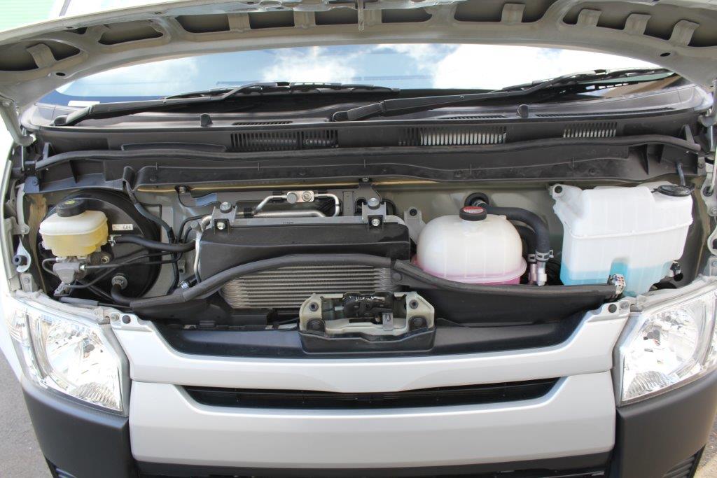 Toyota HIACE ZL DIESEL 2014 for sale in Auckland