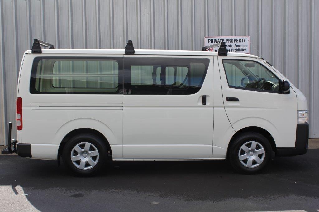Toyota HIACE ZL DIESEL 2014 for sale in Auckland