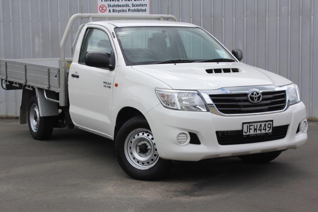 Toyota HILUX FLATDECK 2WD 2015 for sale in Auckland