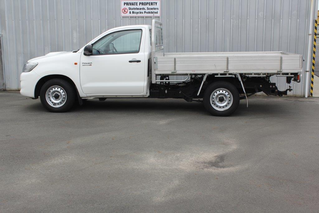 Toyota HILUX FLATDECK 2WD 2015 for sale in Auckland