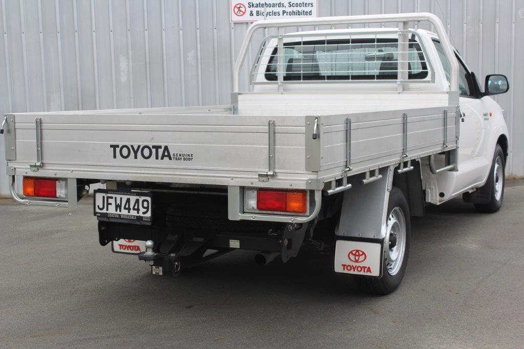 Toyota HILUX FLATDECK 2WD 2015 for sale in Auckland