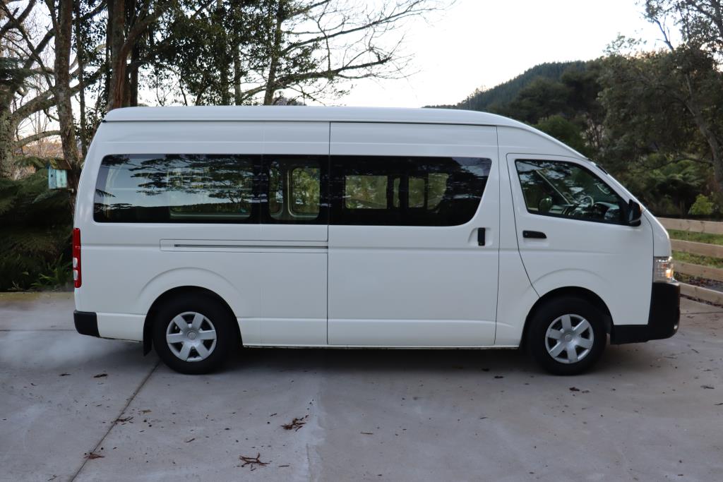 Toyota HIACE ZX MOBILITY VAN 2016 for sale in Auckland