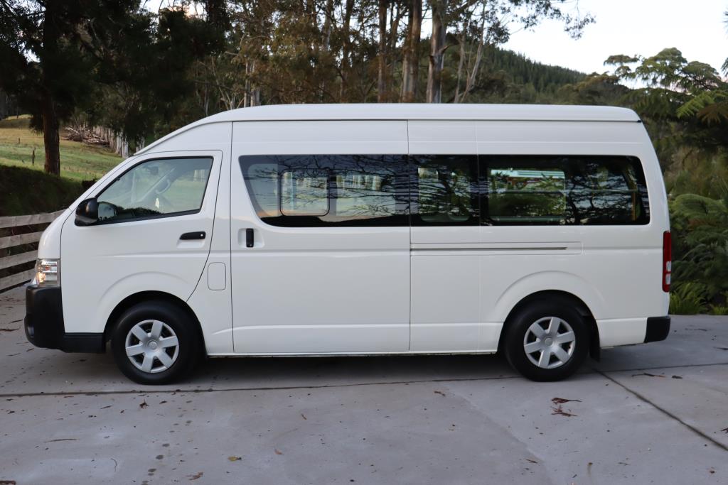 Toyota HIACE ZX MOBILITY VAN 2016 for sale in Auckland