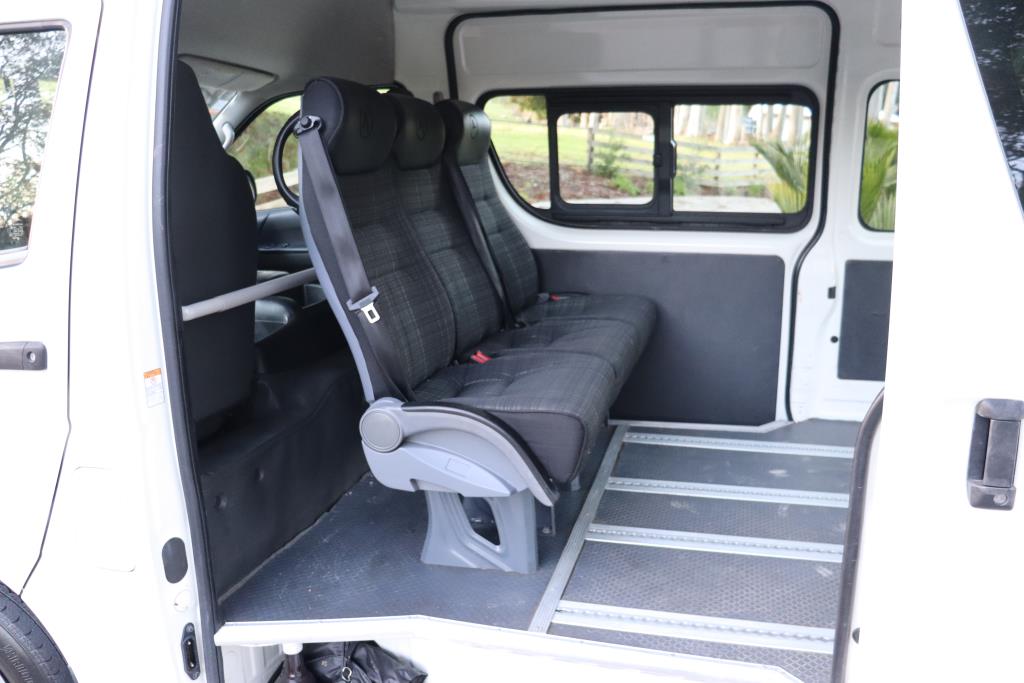 Toyota HIACE ZX MOBILITY VAN 2016 for sale in Auckland