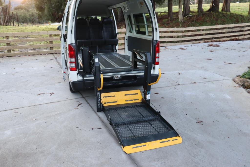 Toyota HIACE ZX MOBILITY VAN 2016 for sale in Auckland