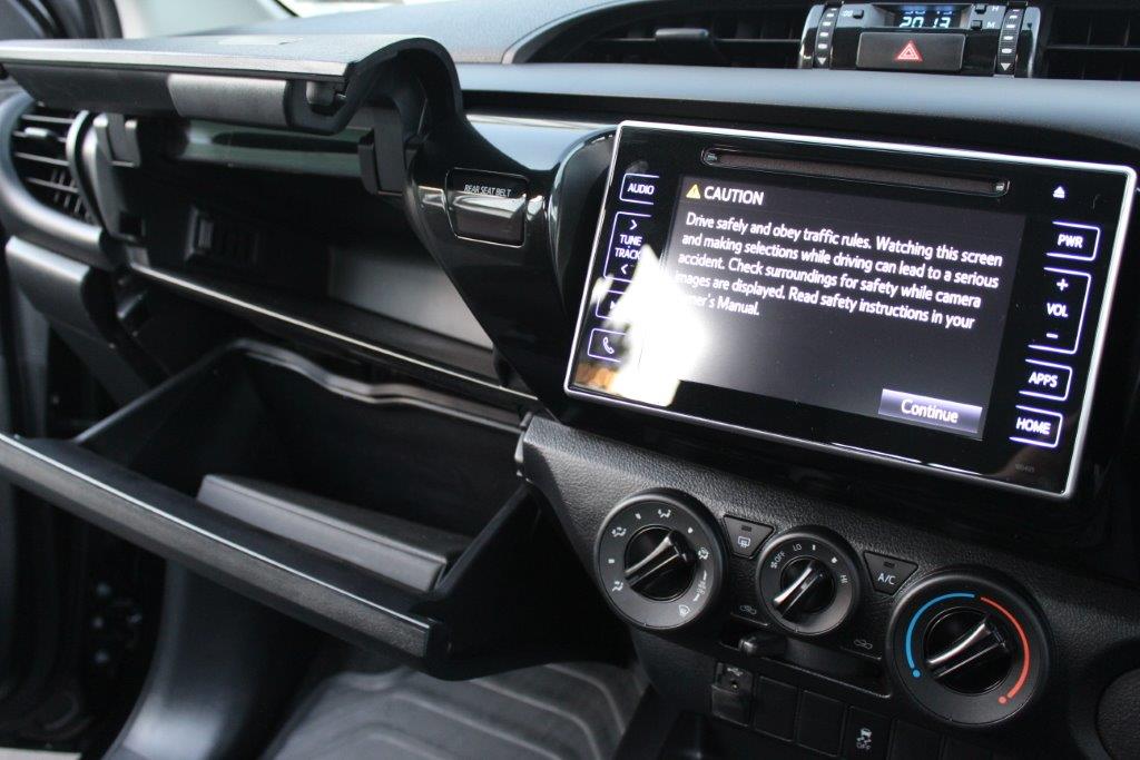 Toyota HILUX - NEW SHAPE 2016 for sale in Auckland