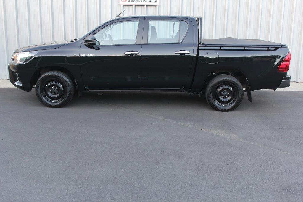 Toyota HILUX - NEW SHAPE 2016 for sale in Auckland