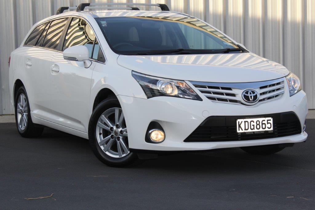 Toyota AVENSIS 2013 for sale in Auckland
