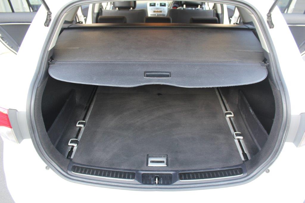 Toyota AVENSIS 2013 for sale in Auckland