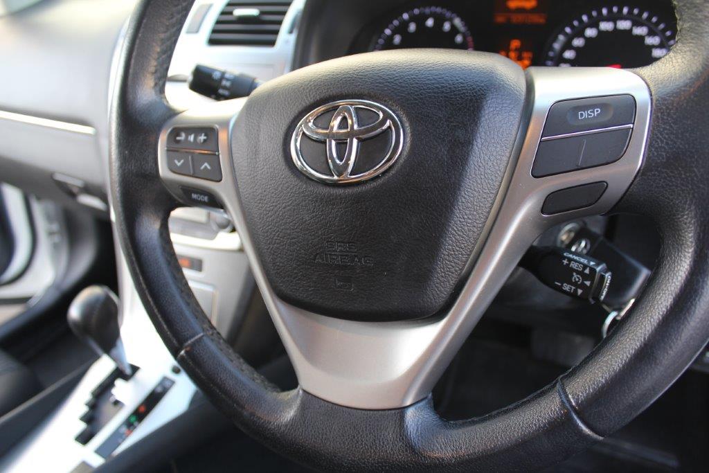 Toyota AVENSIS 2013 for sale in Auckland