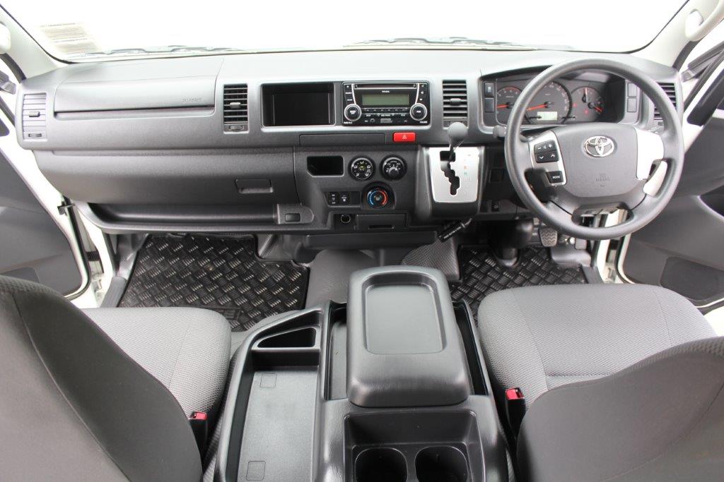 Toyota HIACE ZX MINIBUS COACH 2017 for sale in Auckland