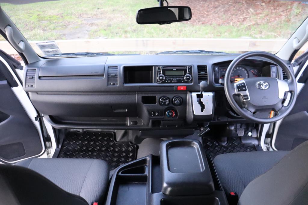 Toyota Hiace MINIBUS 2020 for sale in Auckland
