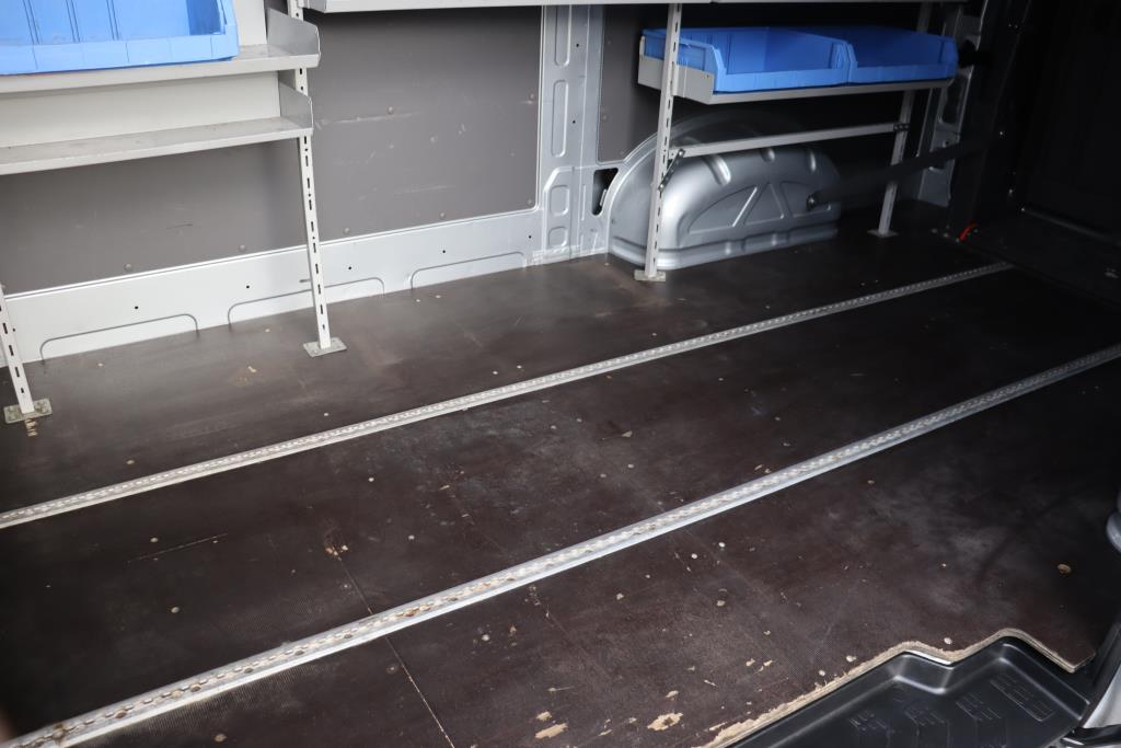 Volkswagen Crafter 35 MWB 103 2022 for sale in Auckland