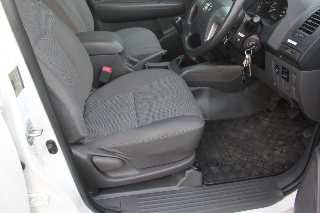 Toyota Hilux 2011 for sale in Auckland