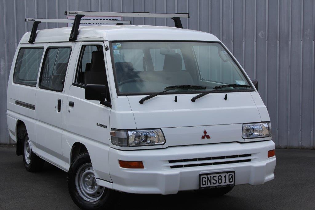 Mitsubishi l300 6 SEATER VAN 2012 for sale in Auckland