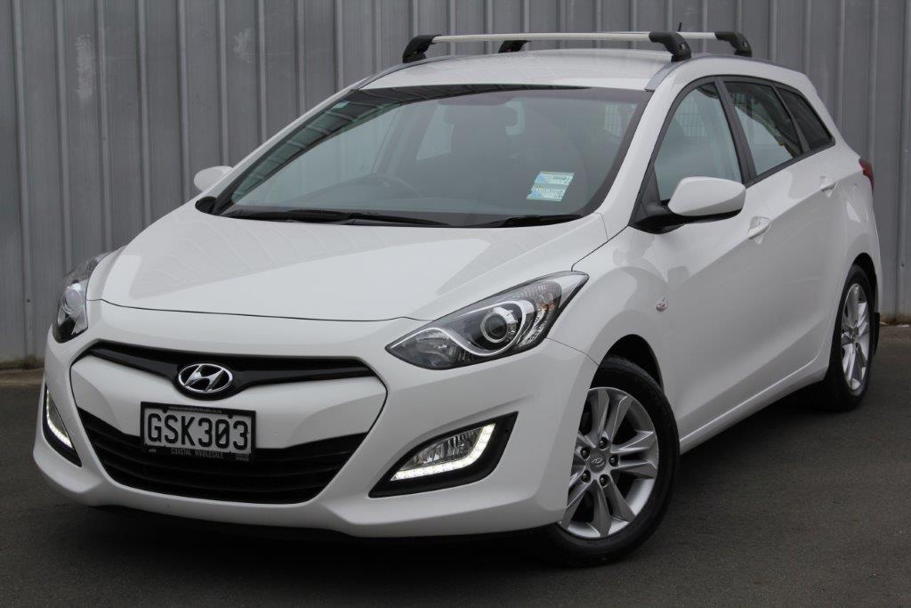 Hyundai I30 WAGON DIESEL 2013 for sale in Auckland