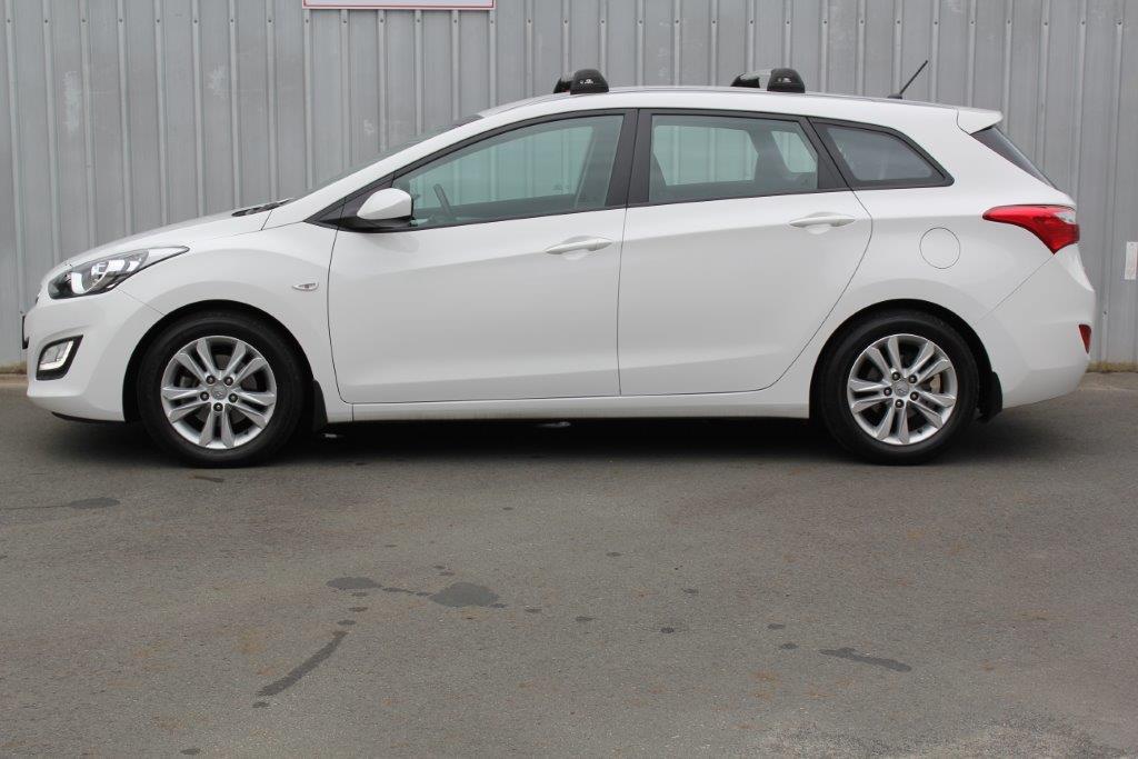 Hyundai I30 WAGON DIESEL 2013 for sale in Auckland