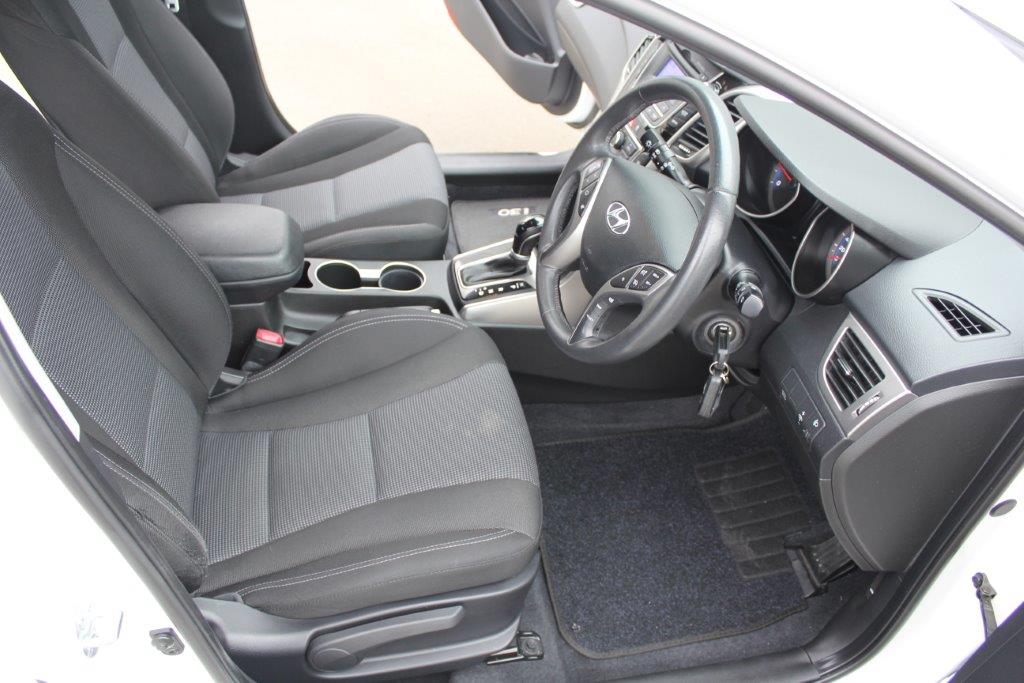 Hyundai I30 WAGON DIESEL 2013 for sale in Auckland