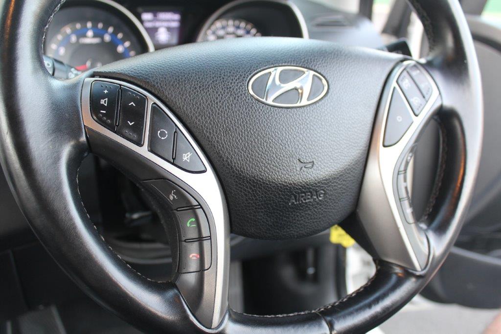 Hyundai i30 WAGON 2013 for sale in Auckland