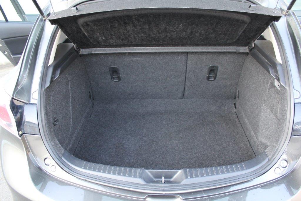 Mazda 3 GLX HATCH 2013 for sale in Auckland